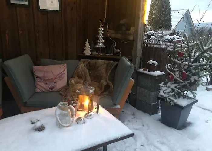 Ja, Goenn' Ich Mir. Sauna, - Alles Hier.